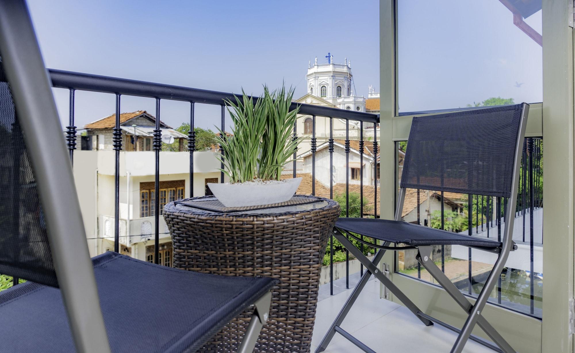 Hive 68 - Hotel And Resorts Негомбо Экстерьер фото